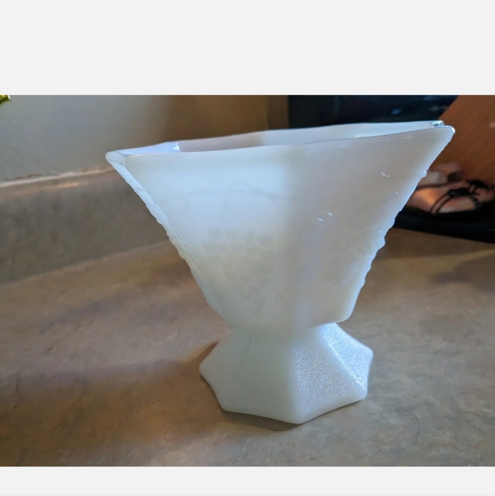 Vintage Footed Milk Glass Candy Dish Paneled Grape Vine - Anchor Hocking. Beauti
